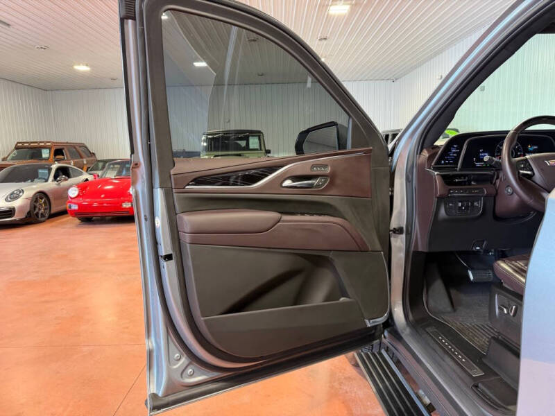 2023 Cadillac Escalade-V