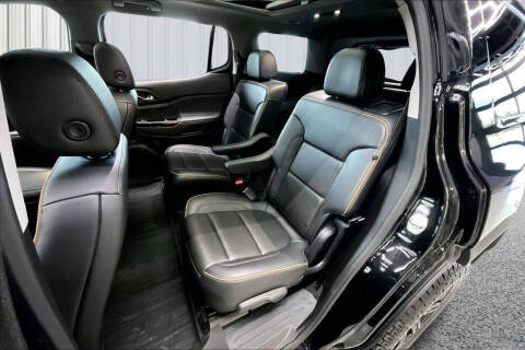2022 GMC Acadia AT4