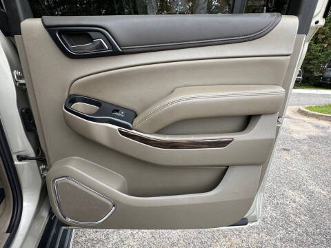 2017 GMC Yukon XL SLE