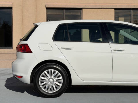 2015 Volkswagen Golf TSI S