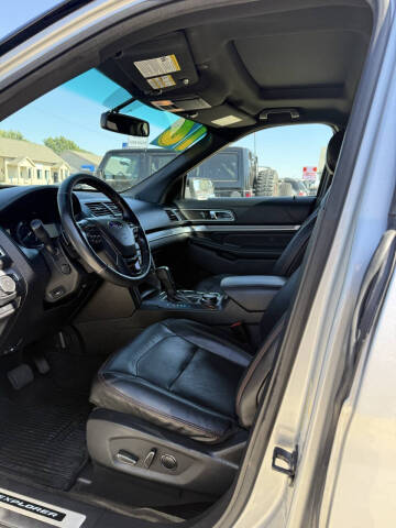 2016 Ford Explorer Sport