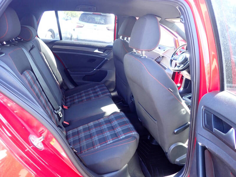 2018 Volkswagen Golf GTI S