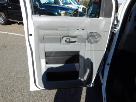 2014 Ford E-Series E-150