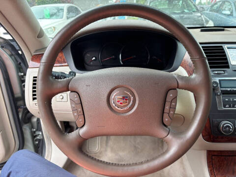 2006 Cadillac DTS Luxury II