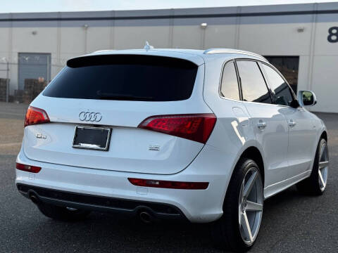 2012 Audi Q5 3.2 quattro Premium Plus