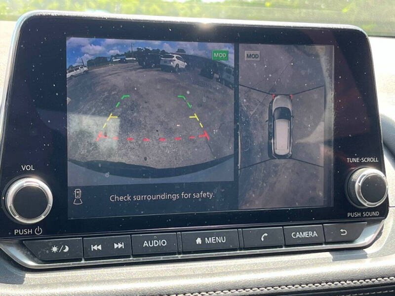 2021 Nissan Rogue SL