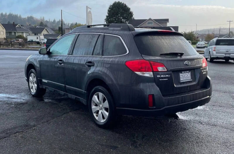 2010 Subaru Outback 2.5i Limited