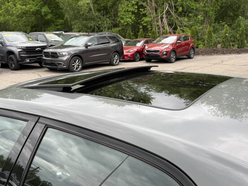 2019 Chrysler 300 S