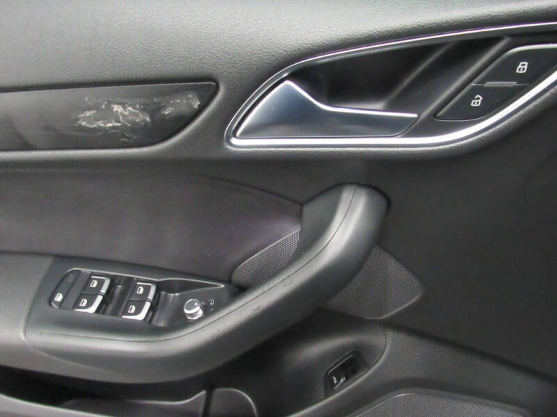 2015 Audi Q3 2.0T quattro Premium Plus