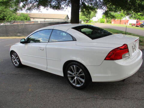 2011 Volvo C70 T5