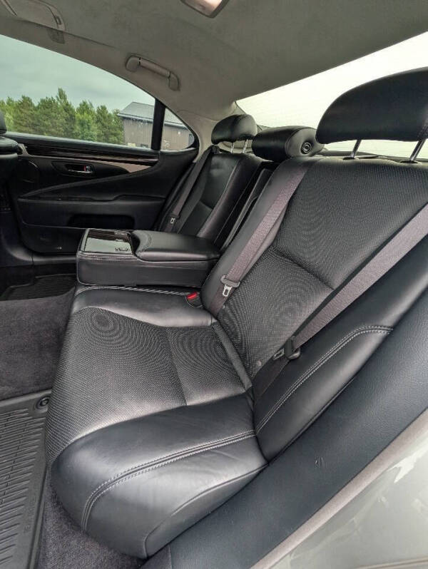 2017 Lexus LS 460 L