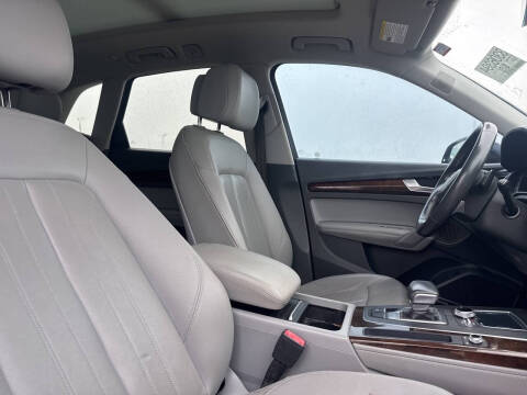 2019 Audi Q5 quattro Premium Plus 45 TFSI