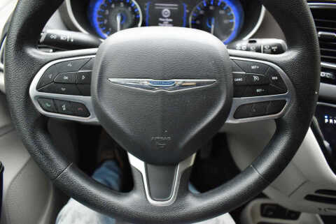2020 Chrysler Voyager LXi