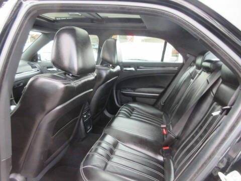 2023 Chrysler 300 S V6