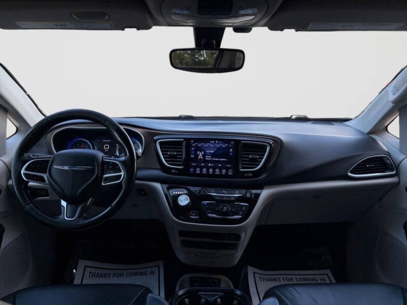 2018 Chrysler Pacifica Touring L Plus