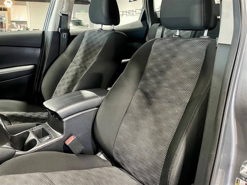 2021 Nissan Rogue Sport SV