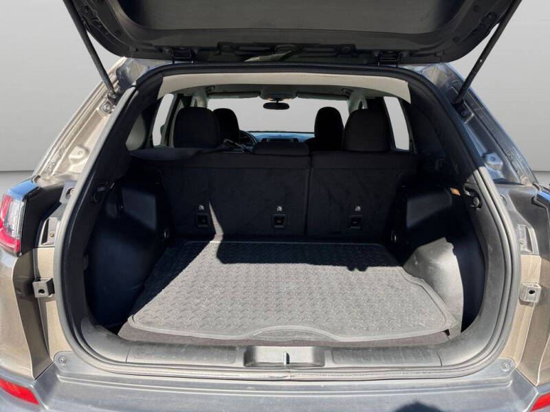 2019 Jeep Cherokee Latitude