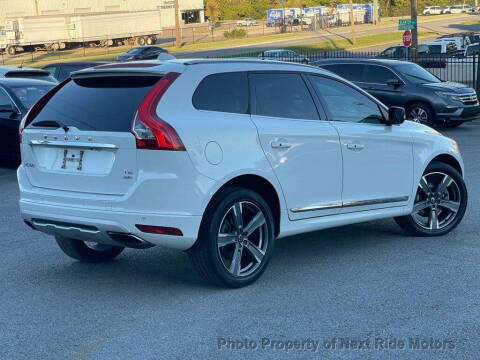 2017 Volvo XC60 T6 Dynamic