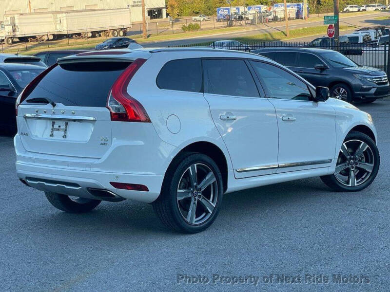 2017 Volvo XC60 T6 Dynamic