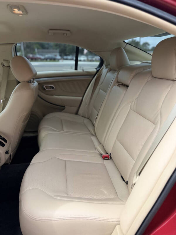 2016 Ford Taurus SEL
