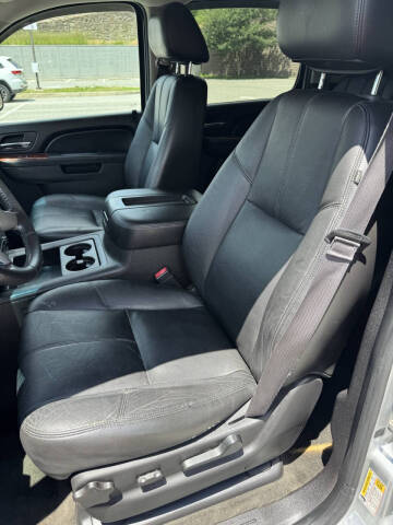2013 GMC Yukon XL SLT