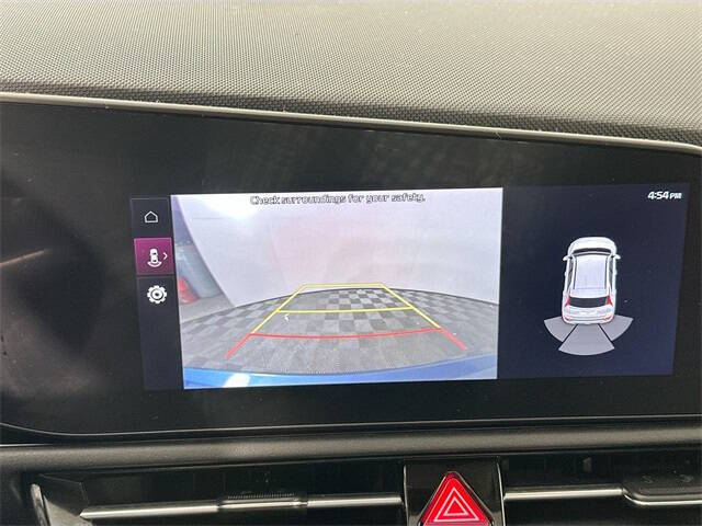 2023 Kia Niro EX Touring