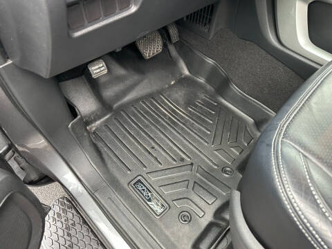 2017 Nissan Titan XD SL