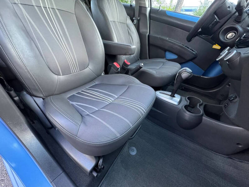 2013 Chevrolet Spark 1LT Auto