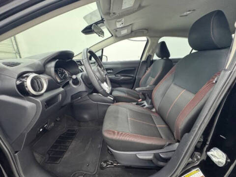 2020 Nissan Versa SR