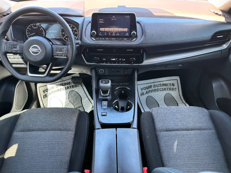 2021 Nissan Rogue SV