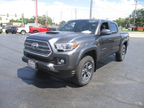2017 Toyota Tacoma for sale at Windsor Auto Sales in Loves Park IL