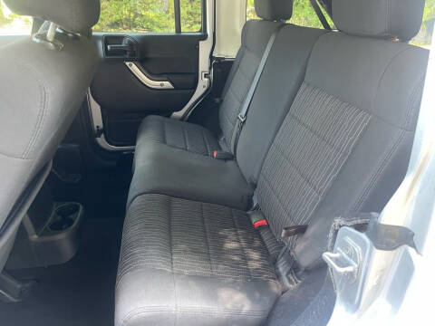 2012 Jeep Wrangler Unlimited Sahara