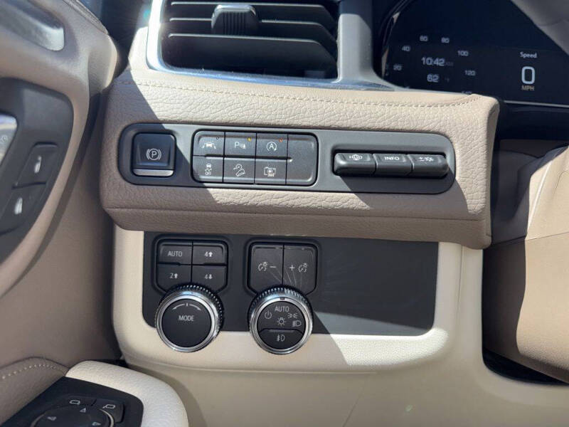 2023 GMC Yukon XL Denali