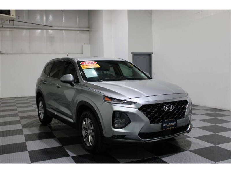 2020 Hyundai Santa Fe SE