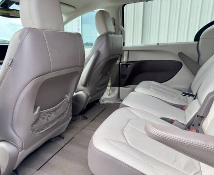 2017 Chrysler Pacifica Touring Plus