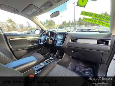 2016 Mitsubishi Outlander SE