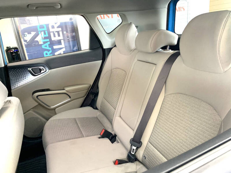 2023 Kia Soul EX