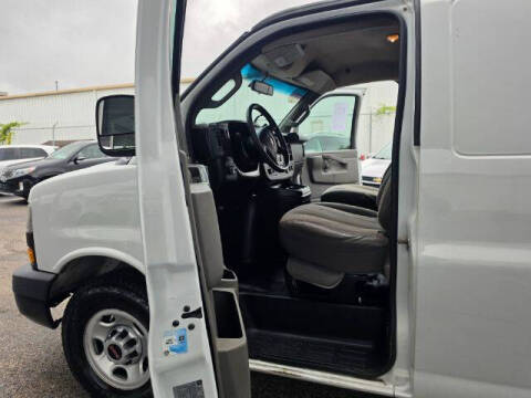 2018 GMC Savana 2500
