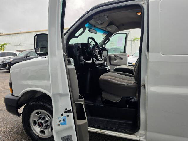 2018 GMC Savana 2500