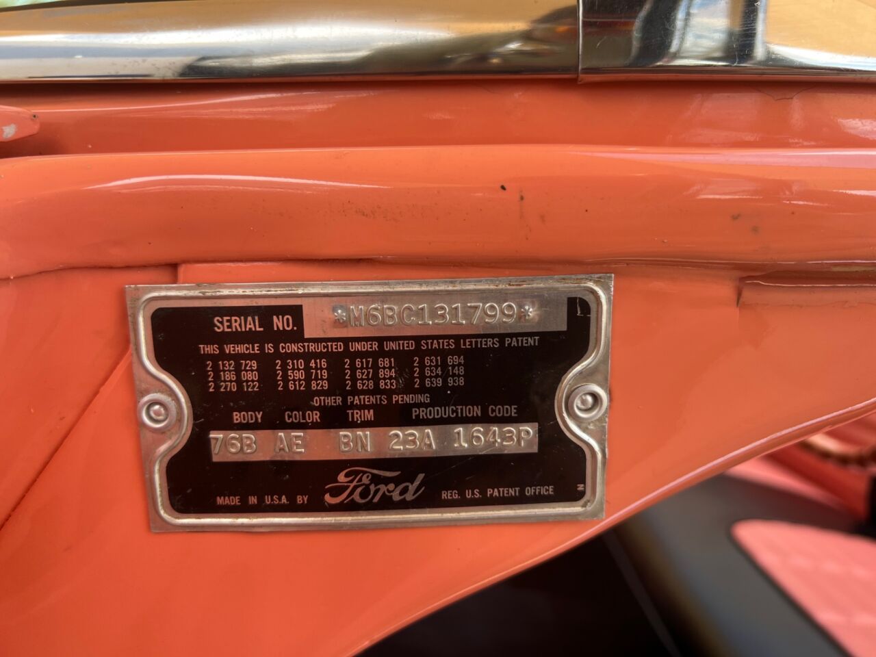 1956 Ford Sunliner 28