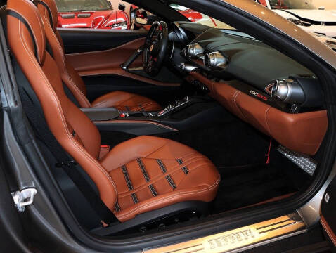 2021 Ferrari 812 GTS