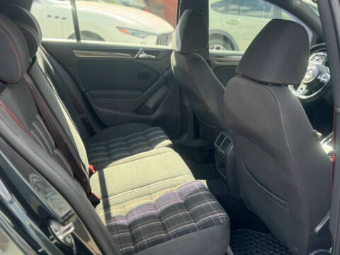 2014 Volkswagen GTI Wolfsburg Edition PZEV