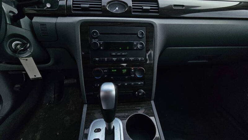 2005 Mercury Montego Luxury