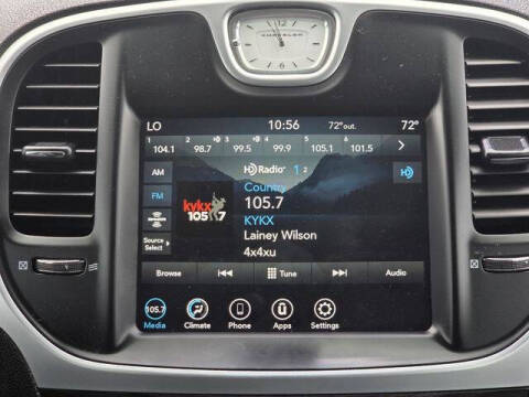 2022 Chrysler 300 Touring