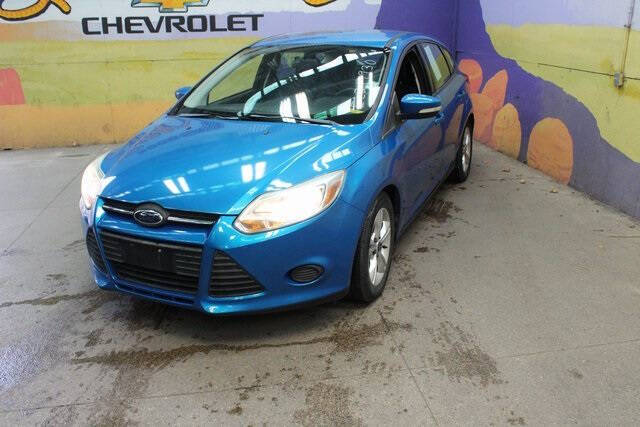 Used 2014 Ford Focus SE with VIN 1FADP3K24EL249930 for sale in Grand Ledge, MI