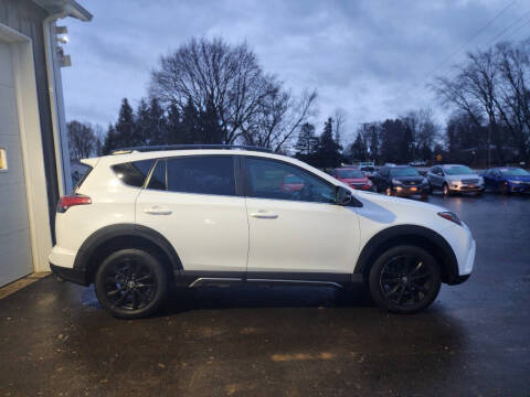 2018 Toyota RAV4 Adventure