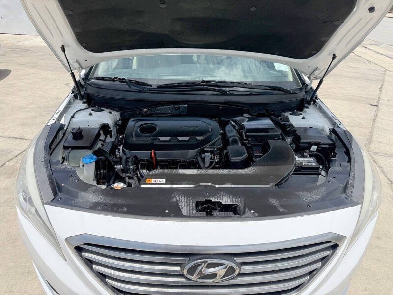 2016 Hyundai Sonata SE
