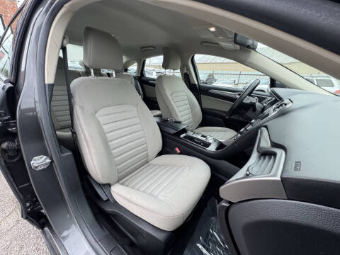 2018 Ford Fusion S