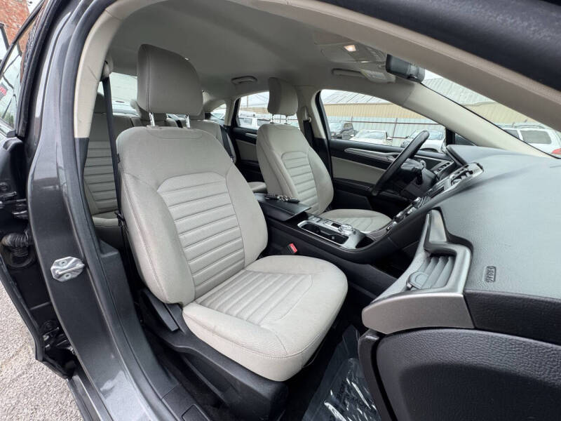 2018 Ford Fusion S
