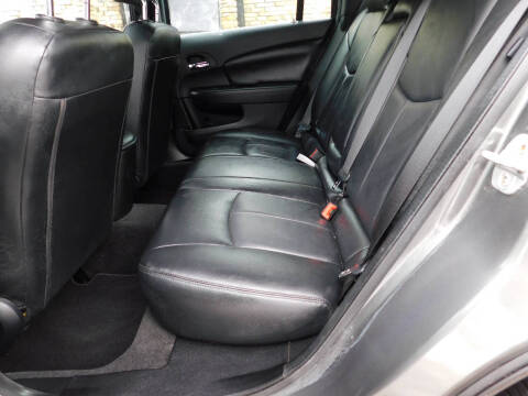 2013 Chrysler 200 Touring